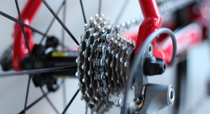 Cleaning and lubricating bicycle chain for top performance and longer life.