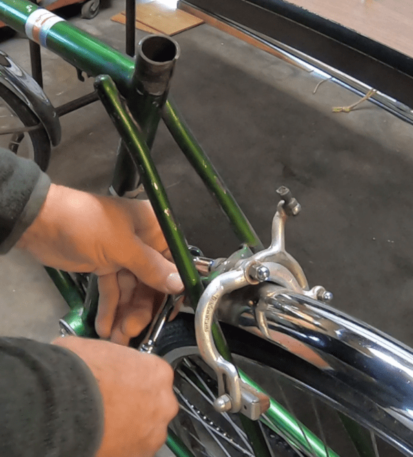  bike repair and overhaul - removing caliper brakes and cables.